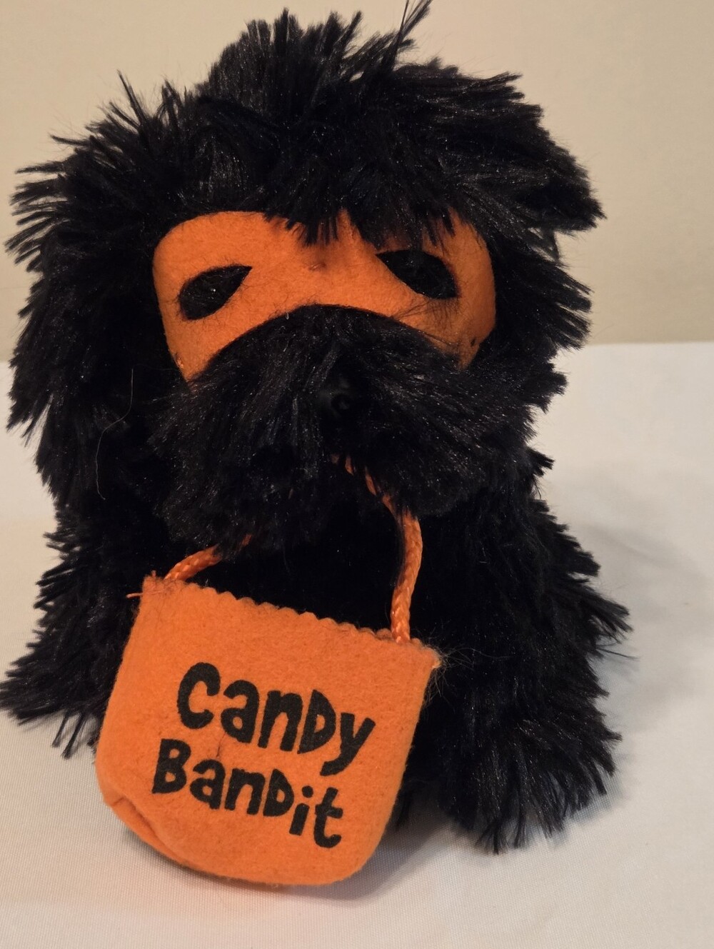 Dan Dee Animated Musical Candy Bandit 9" Plush Halloween Addam's Family Used